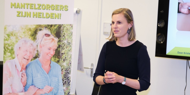 Wethouder Dorrit de Jong spreekt waardering uit voor Zwolse mantelzorgers
