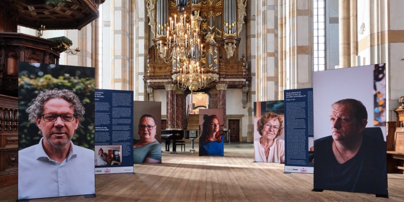 Zwolse foto-expositie ‘Gezichten van eenzaamheid’ nu te zien bij Theater De Spiegel 